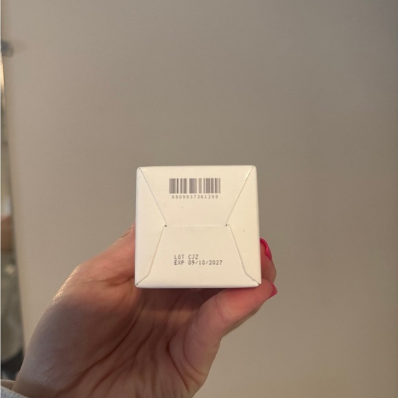 White Skin Refining Mild PHA Toner - Picture 2 of 4